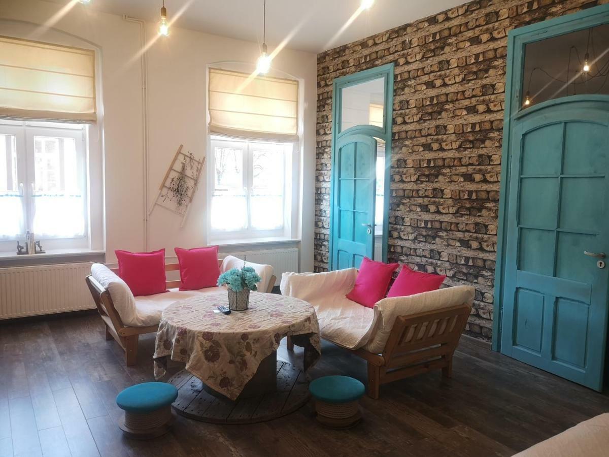 Kot Pocztowy Apartment